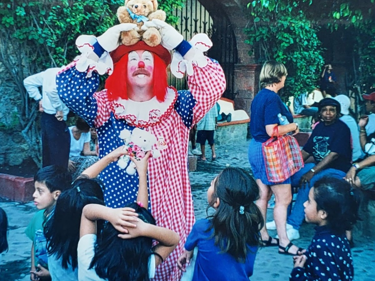 Clowning in Mexico